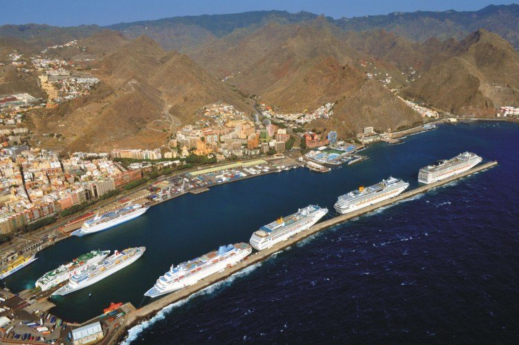 7 cruceros puerto Santa Cruz de Tenerife4
