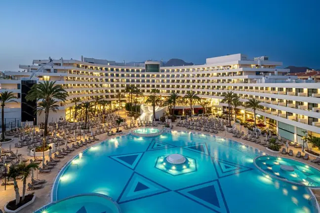 Mare Nostrum Resort 
