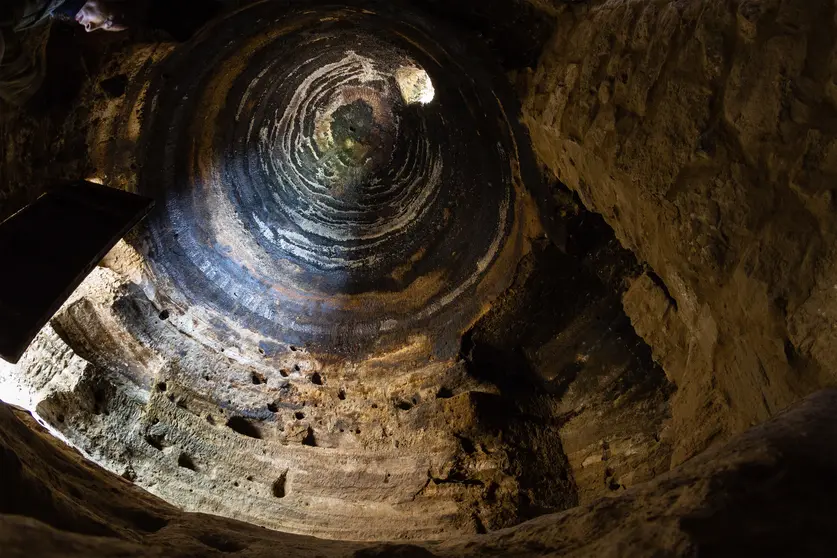 INTERIOR-DE-LA-CUEVA-6-DE-RISCO-CAIDO