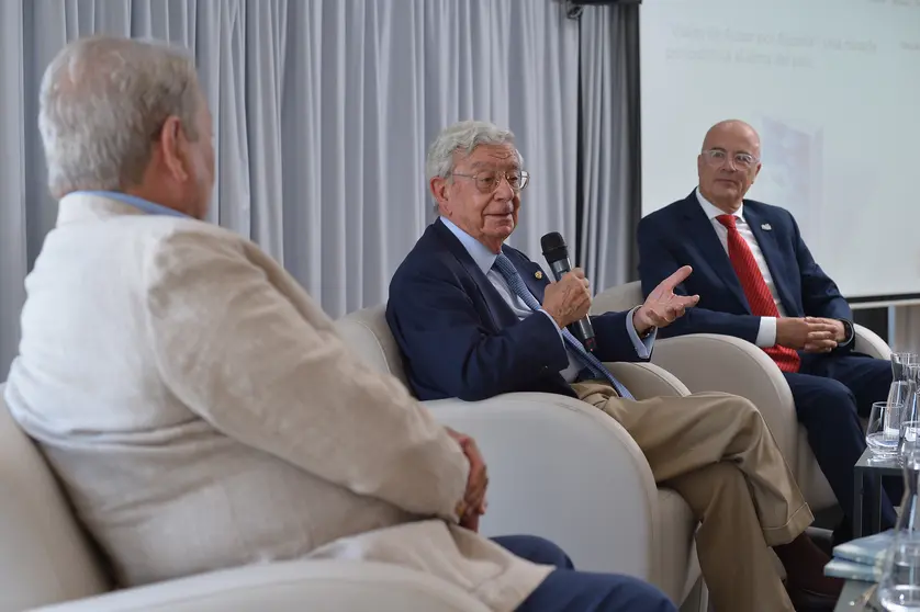 Enrique Sancho, Rafael Ans&oacute;n y Miguel Angel Gonz&aacute;lez Su&aacute;rez