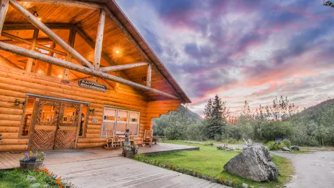 Kantishna-Roadhouse-01