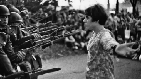 Día internacional de las Mujeres por la paz y el Desarme