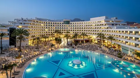 Mare Nostrum Resort 
