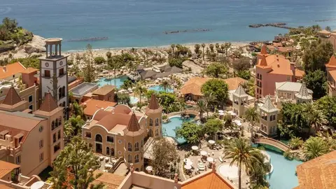 Hotel Bahía del Duque 